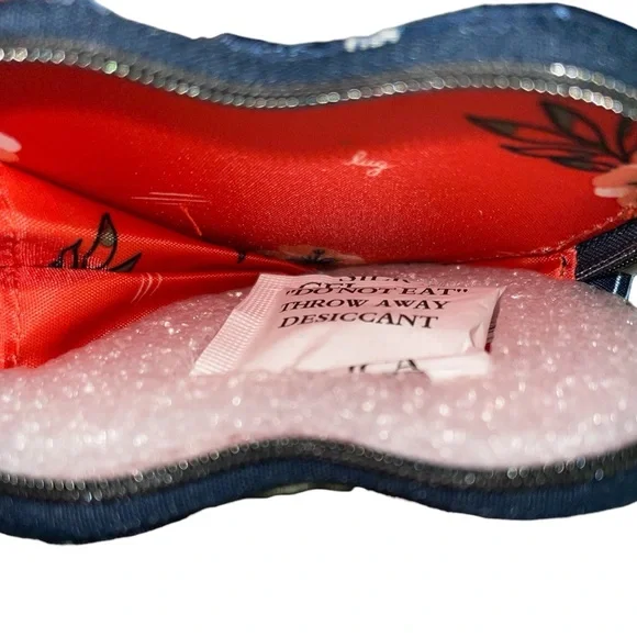 LUG HEART SHAPED AHA NAVY COIN PURSE - Picture 3 of 3